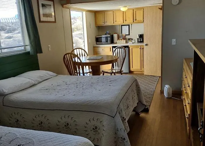 Comfy Vacation With Wi-fi And Kitchenette In Meadview, Arizona Meadview