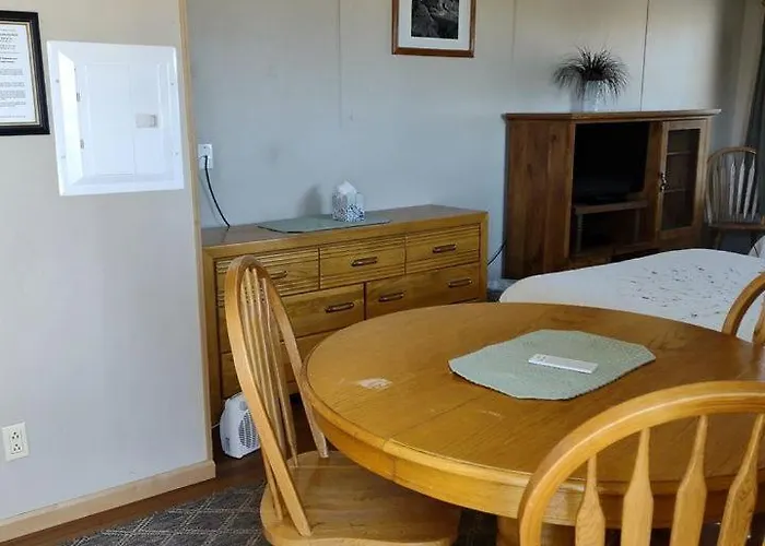 Comfy Vacation With Wi-fi And Kitchenette In Meadview, Arizona * Meadview