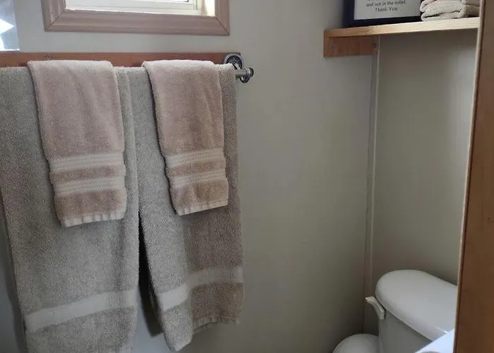 Comfy Vacation With Wi-fi And Kitchenette In Meadview, Arizona * Meadview