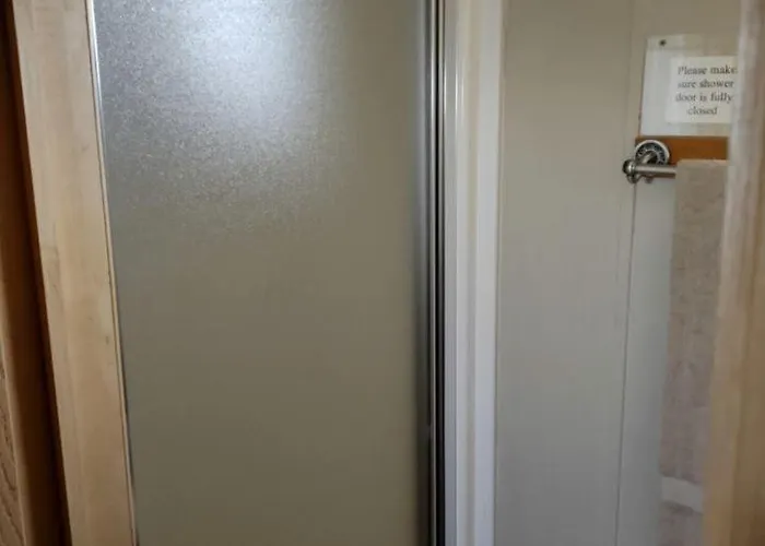 Comfy Vacation With Wi-fi And Kitchenette In Meadview, Arizona *